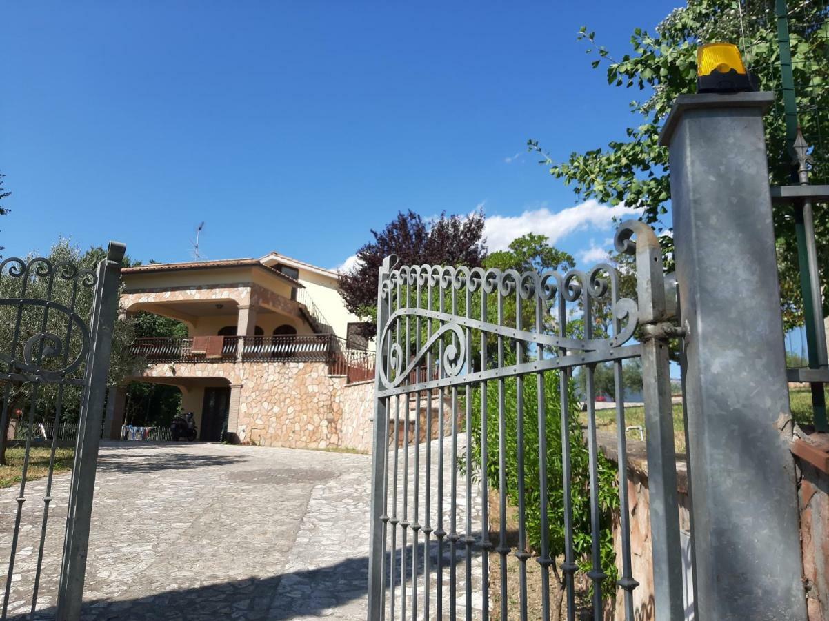 Villa Pacchini Poggio Mirteto Экстерьер фото
